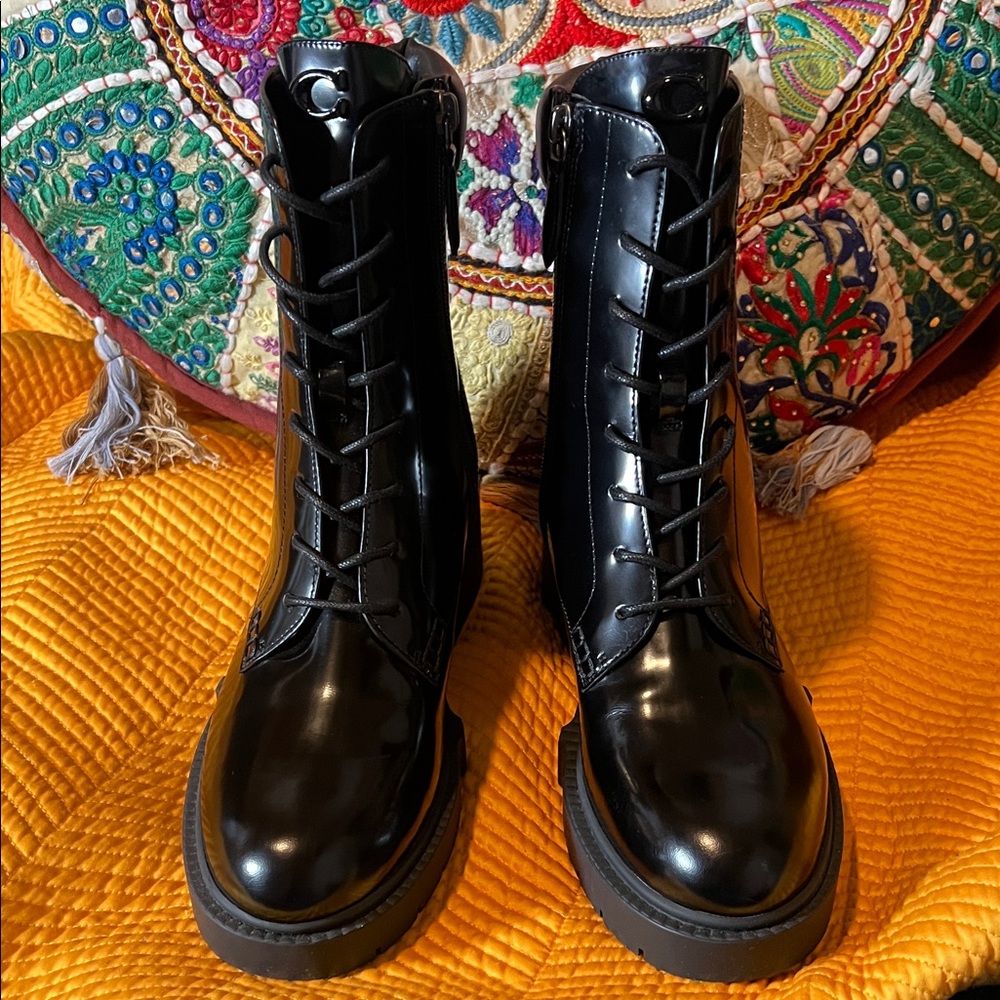 Coach Leighton Black High Shine Leather Ankle Boots Size 10 - Picture 13 of 17